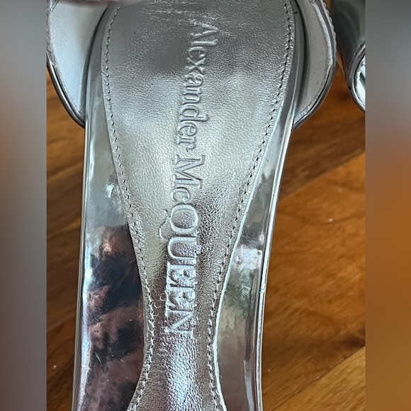 Alexander McQueen Sliver Harness Punk 105mm pumps, NEW - Picture 15 of 16